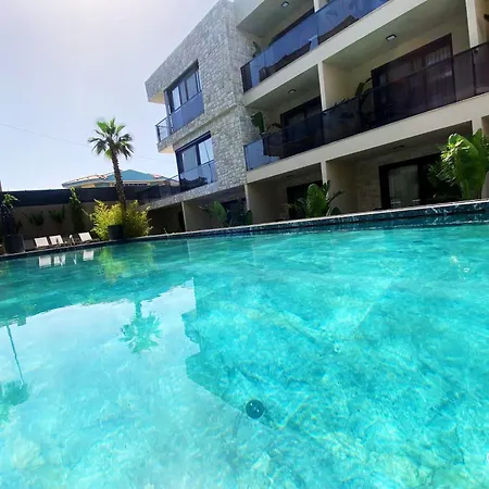 Ciftlique Alize Отель Кешме